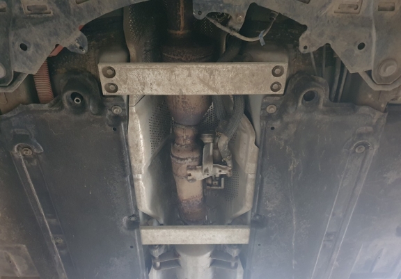 Unterfahrschutz für Katalysator/cat lock der Marke Lexus UX