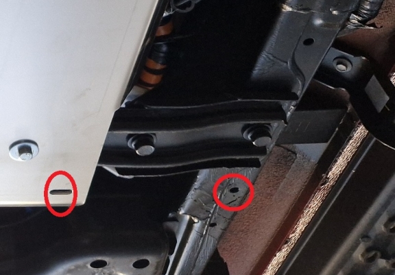 Aluminium schutz für Kraftstofffilter für der Marke Ford Ranger Raptor