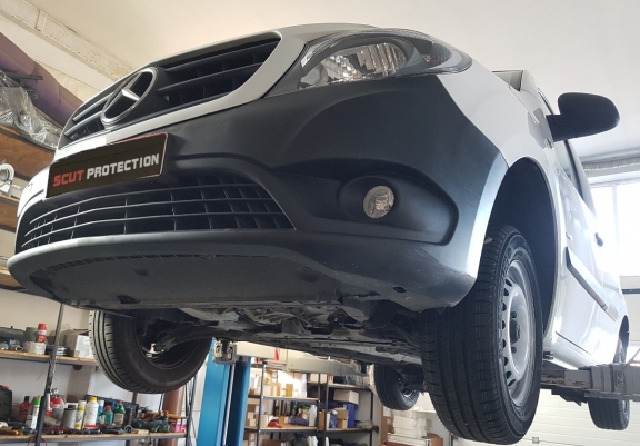 Unterfahrschutz für Motor der Marke Mercedes Citan W415