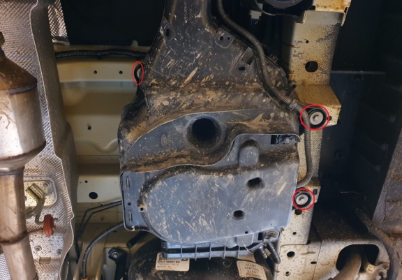 Stahlschutz für AdBluetank der Marke Ford Transit Custom