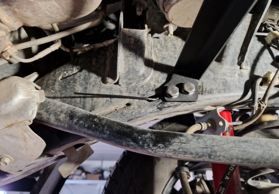 Unterfahrschutz für Motor der Marke Jeep Wrangler - JL