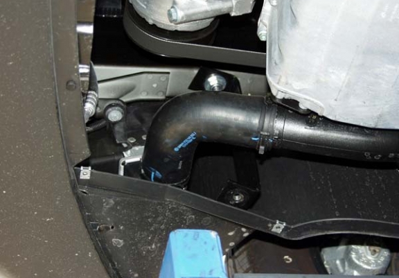 Unterfahrschutz für Motor der Marke VW Fox