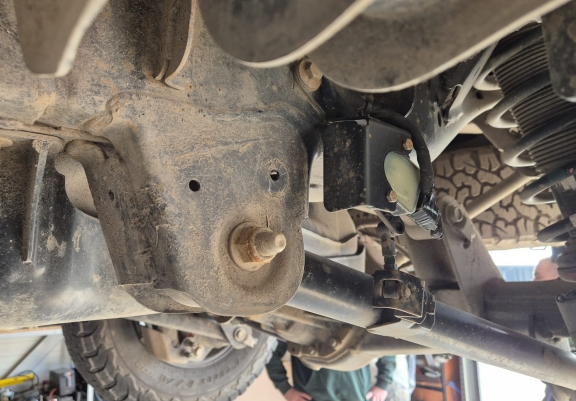 Aluminium Schutzblech für Hinterachslenker-Sensor Ford Ranger Raptor