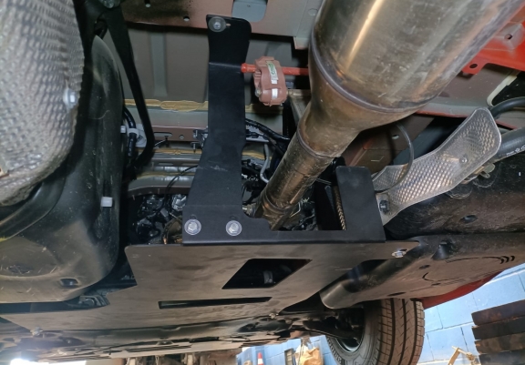 Unterfahrschutz für Katalysator/cat lock der Marke Opel Movano B 