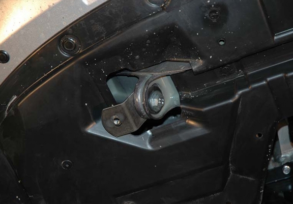 Unterfahrschutz für Motor der Marke Peugeot 4007