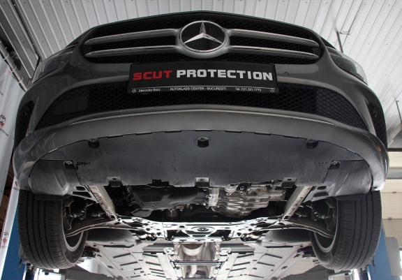 Unterfahrschutz für Motor der Marke Mercedes B-Class W247
